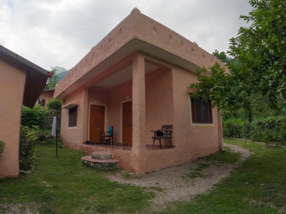 Shiv Shakti Yogpeeth Cottages Rishikesh Exterior photo