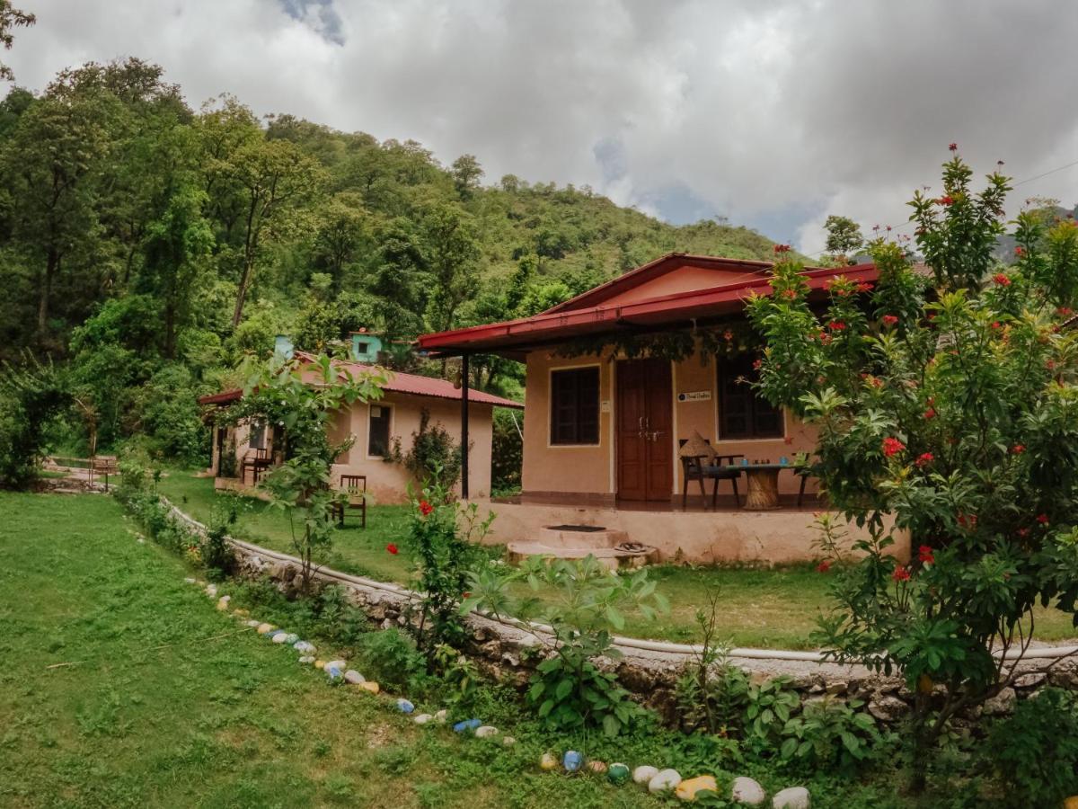 Shiv Shakti Yogpeeth Cottages Rishikesh Exterior photo